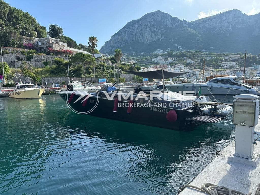 Magnum Marine MAGNUM 53 usato - foto hero 4