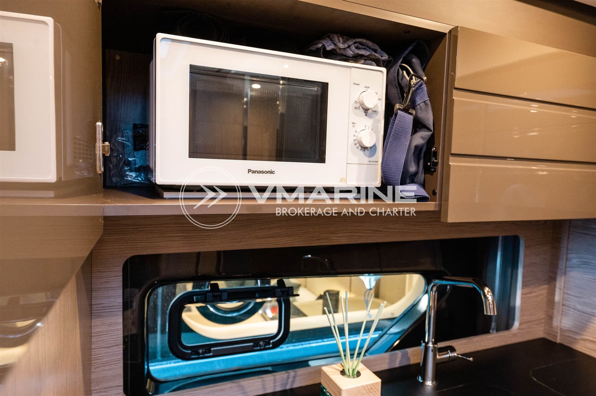 Azimut Atlantis 45 used - hero image 15