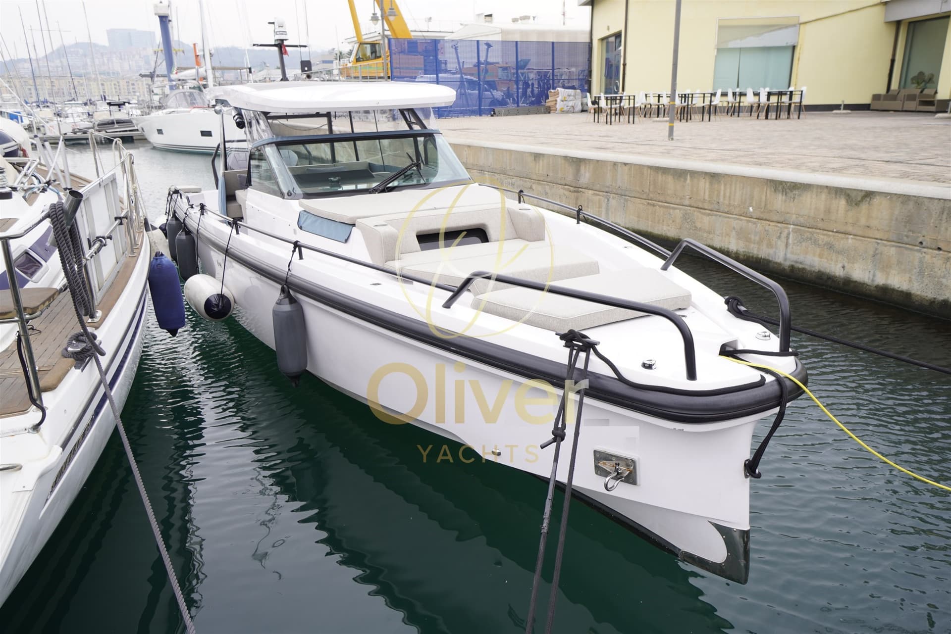 Axopar 37 Sun Top - Brabus Line - Interior View Axopar 37 Sun Top - Brabus Line - Interior View