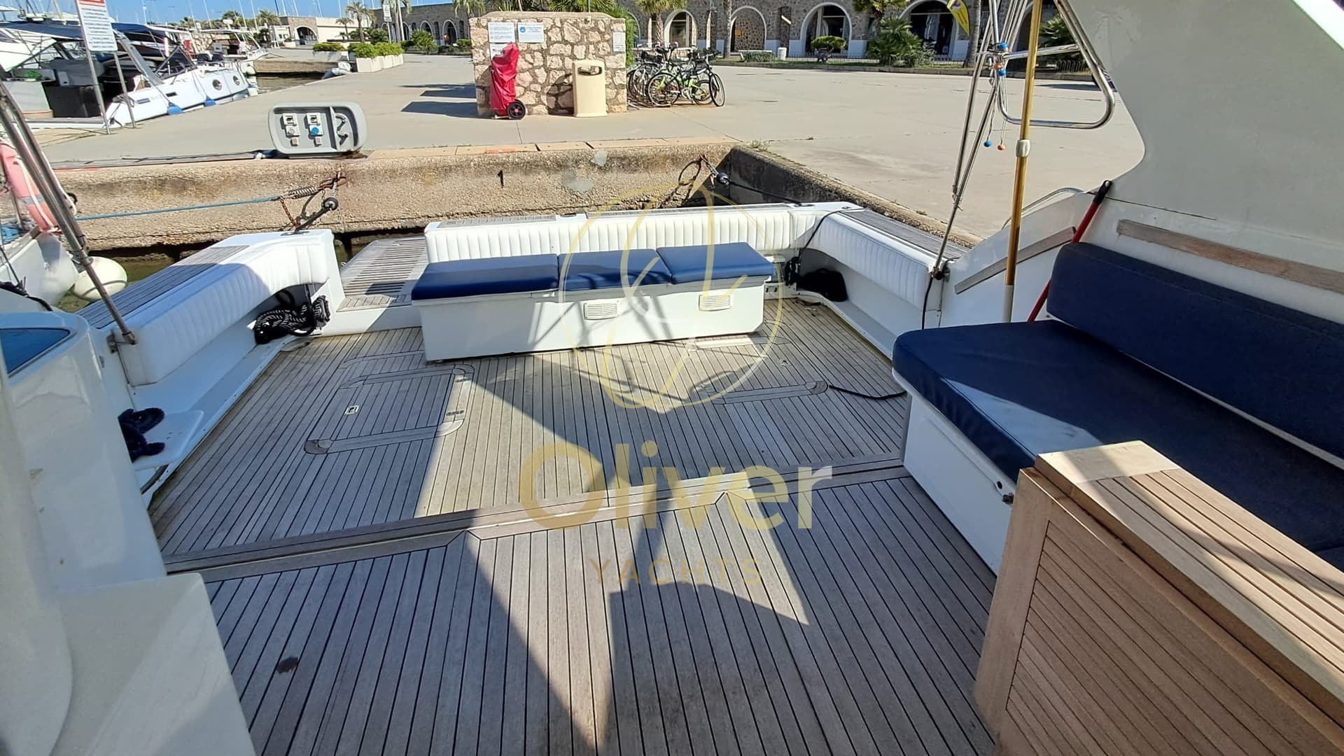 Trojan Yacht-Bertram 38 Express used - hero image 8