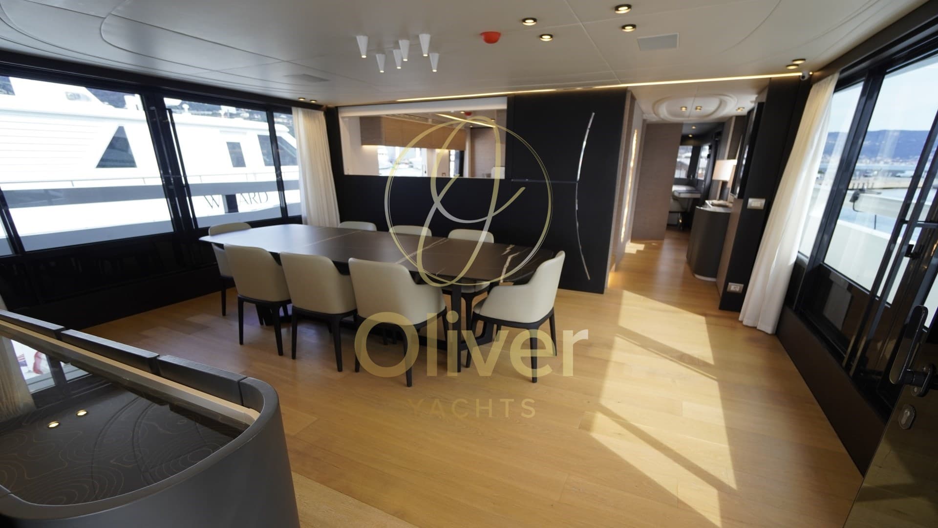 ISA Yachts EXTRA 93 usato - foto hero 14