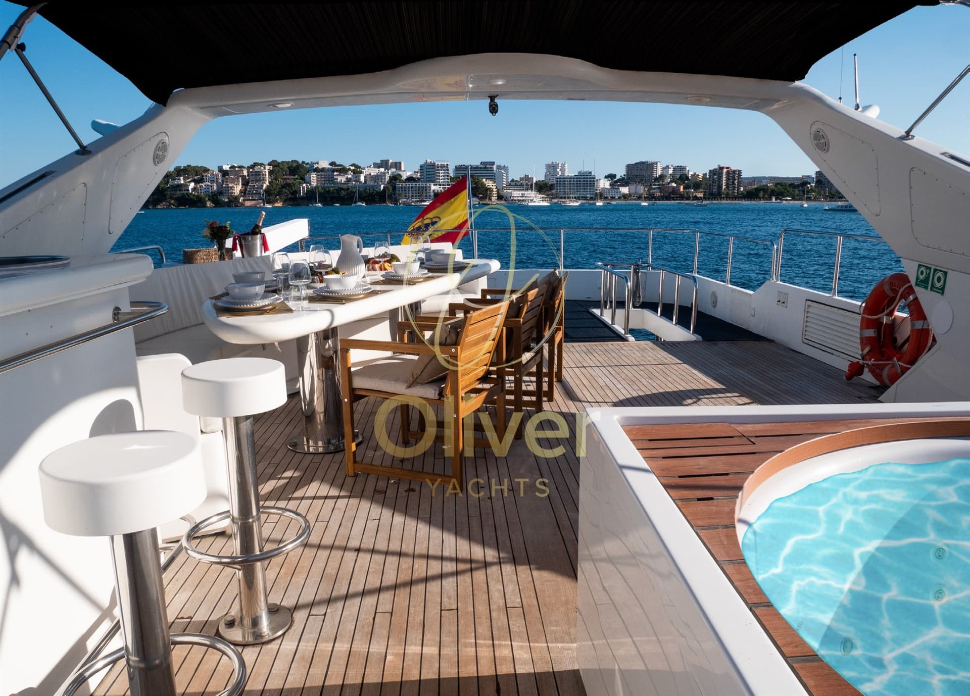 Falcon Yachts 100 - Interior View Falcon Yachts 100 - Interior View