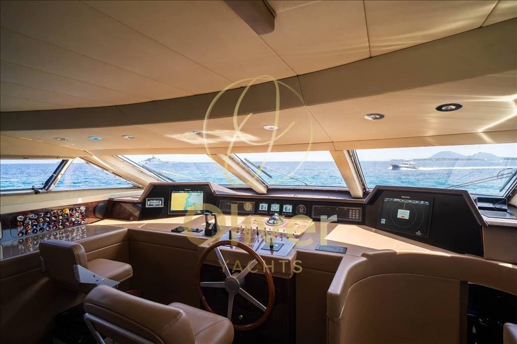 Falcon Yachts Falcon 92 d'occasion - image hero 14