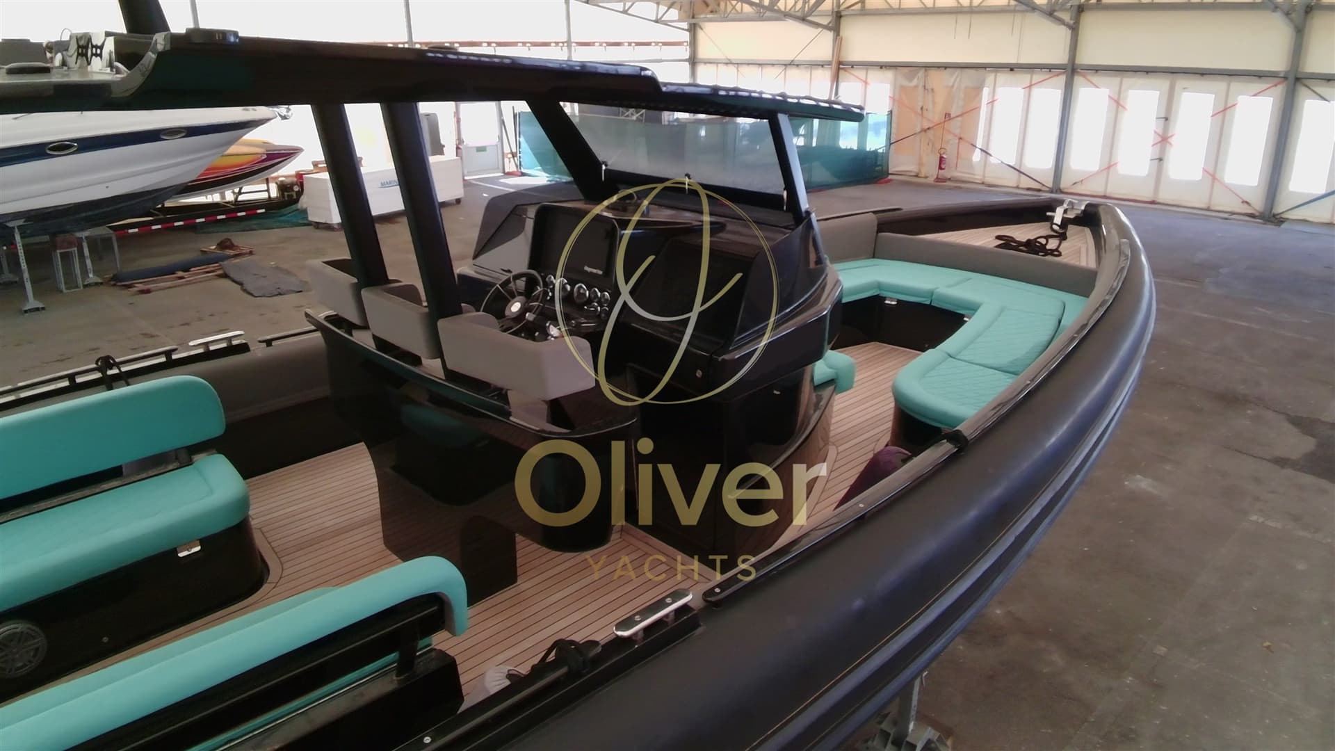 Novamarine Europa Black Shiver 100 - Interior View Novamarine Europa Black Shiver 100 - Interior View