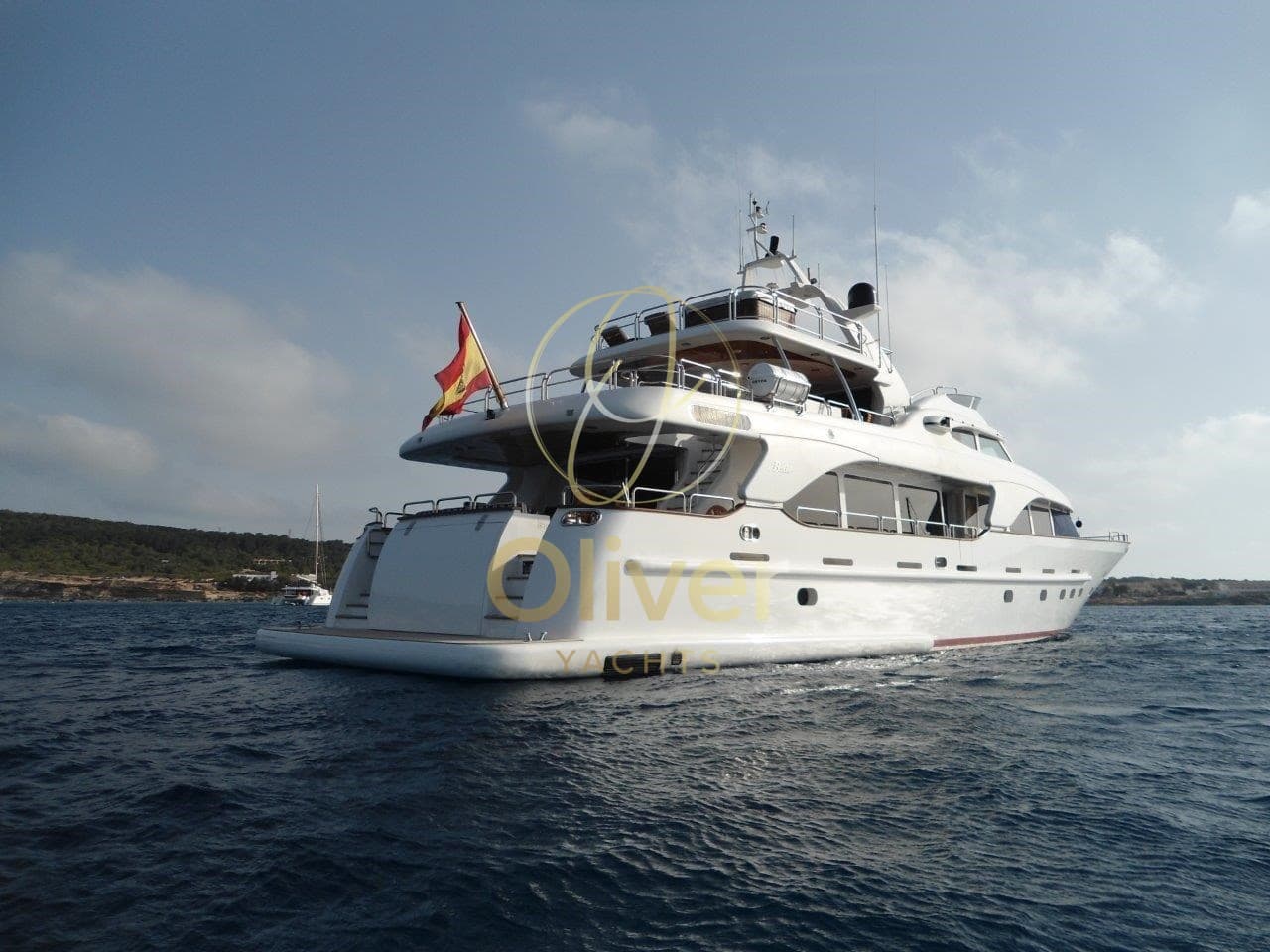 Benetti 100 Tradition - Detail View 1 Benetti 100 Tradition - Detail View 1