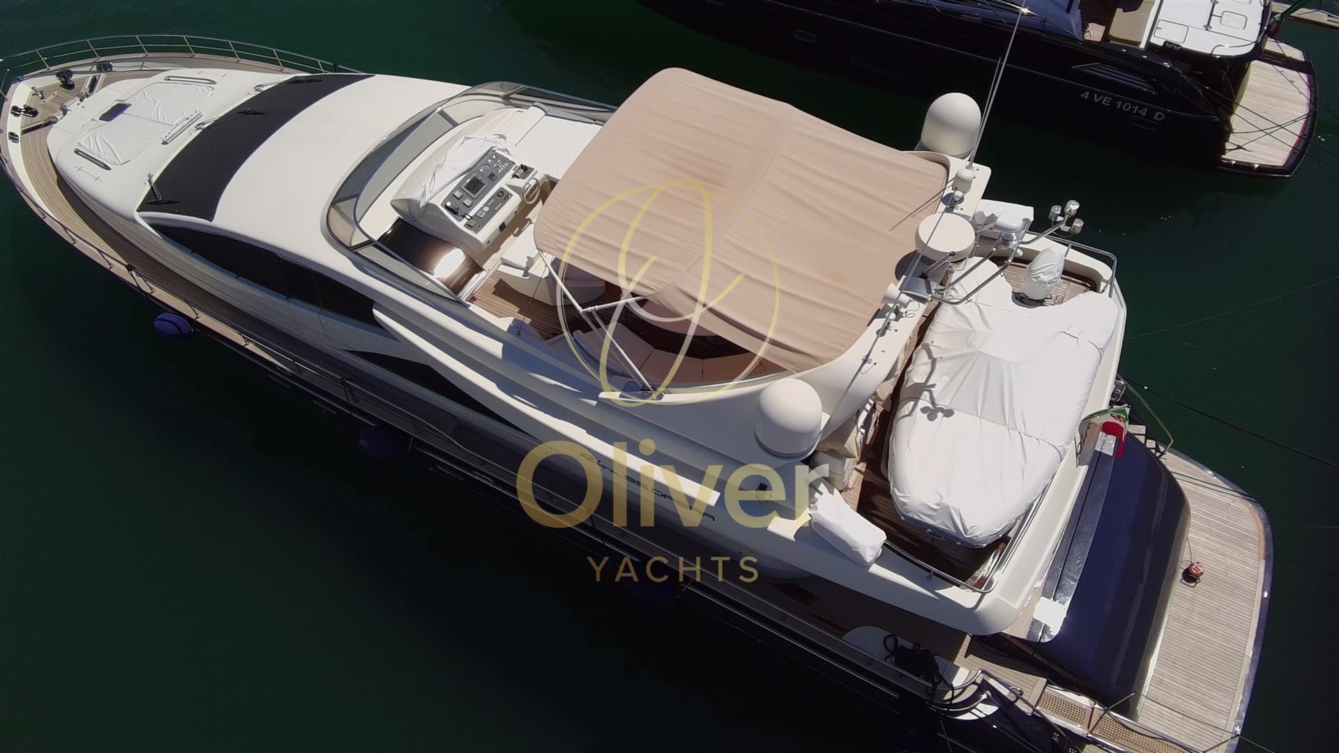 Riva 85 Opera - Deck View Riva 85 Opera - Deck View