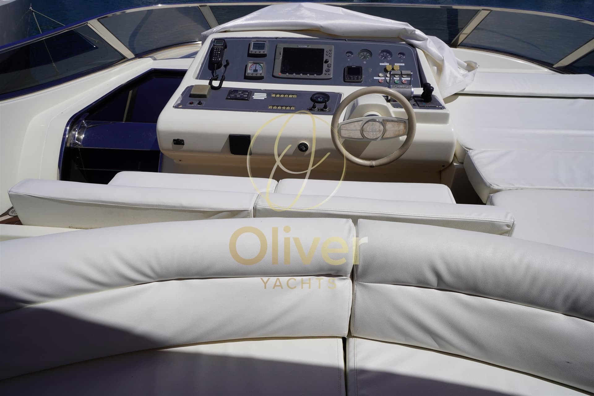 Riva 85 Opera used - hero image 9