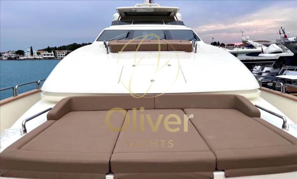 Azimut 105 usato - foto hero 10