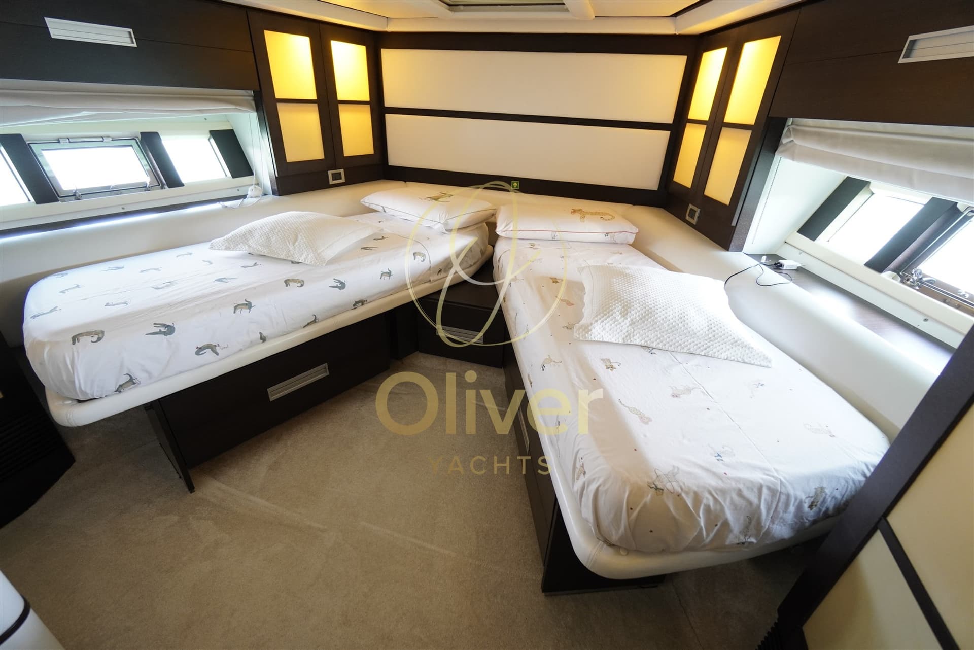 Azimut 62S d'occasion - image hero 18