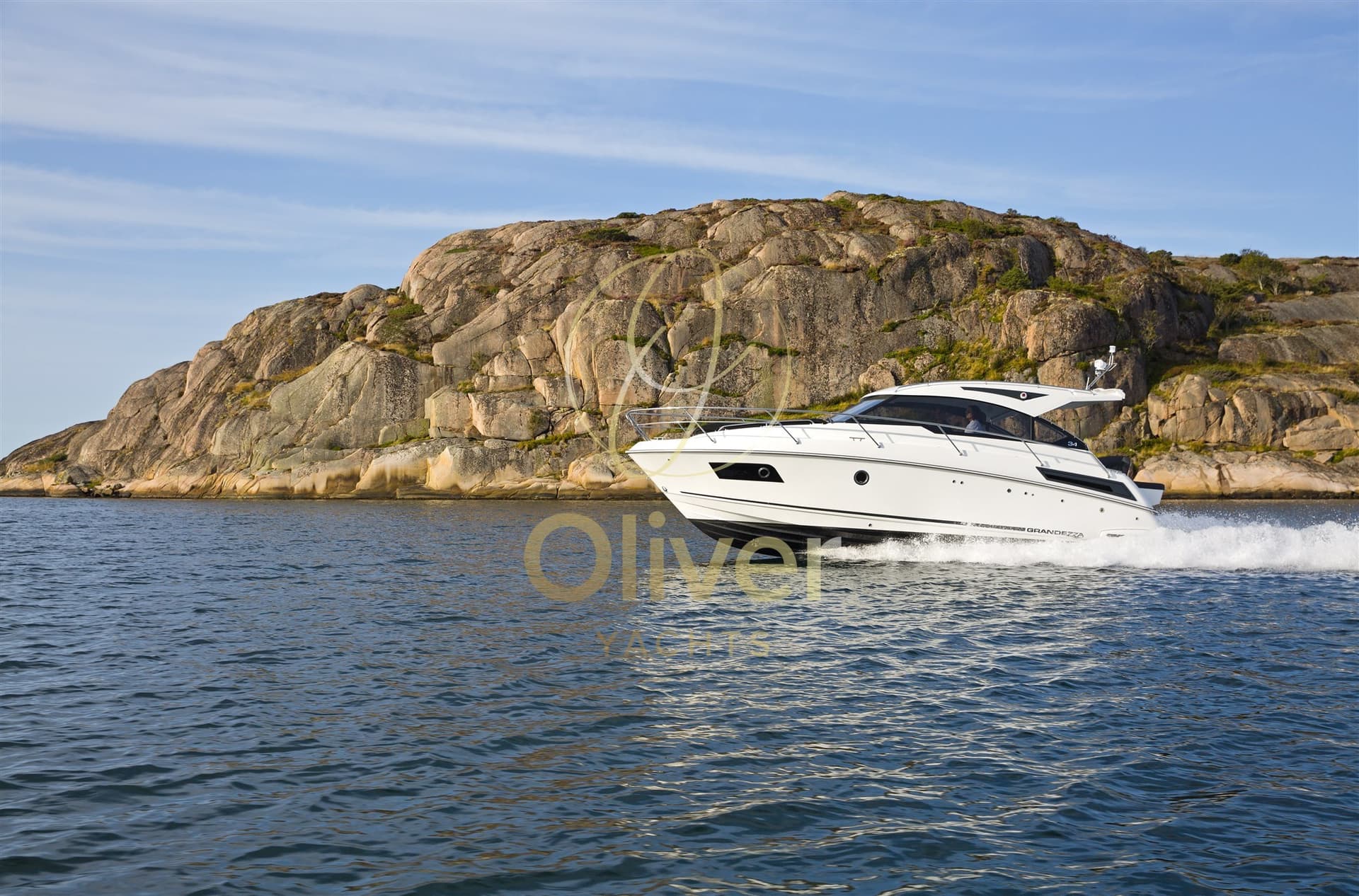 Grandezza 34 Oc - Deck View Grandezza 34 Oc - Deck View