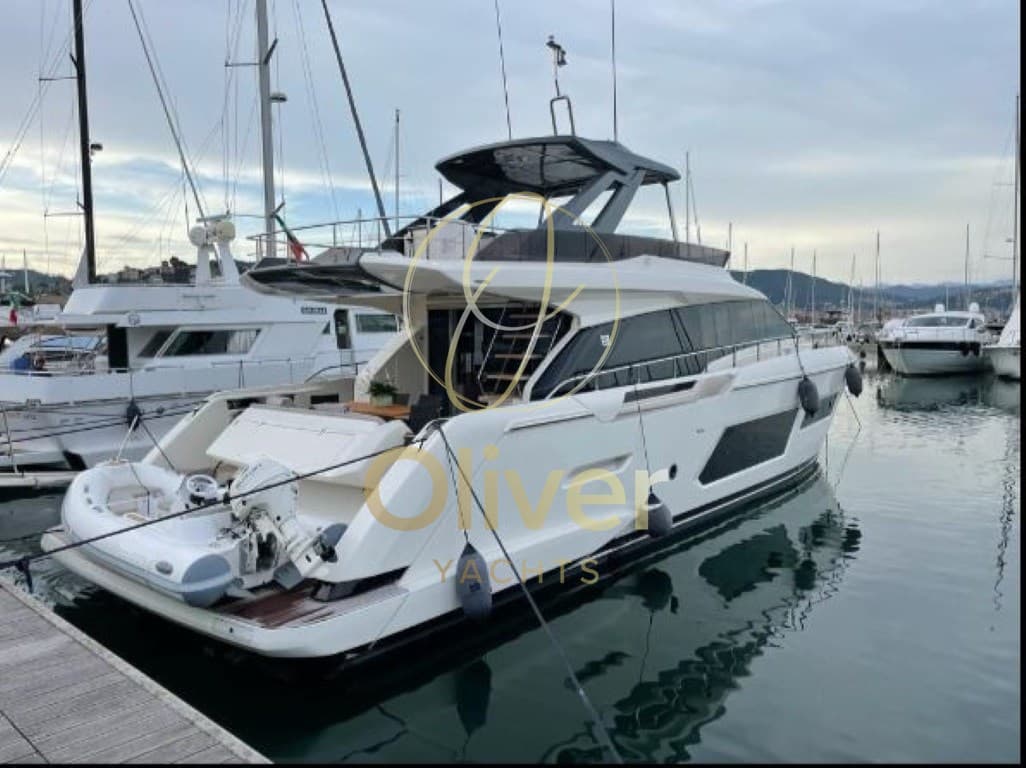 Ferretti Yachts Ferretti 670 - Detail View 1 Ferretti Yachts Ferretti 670 - Detail View 1