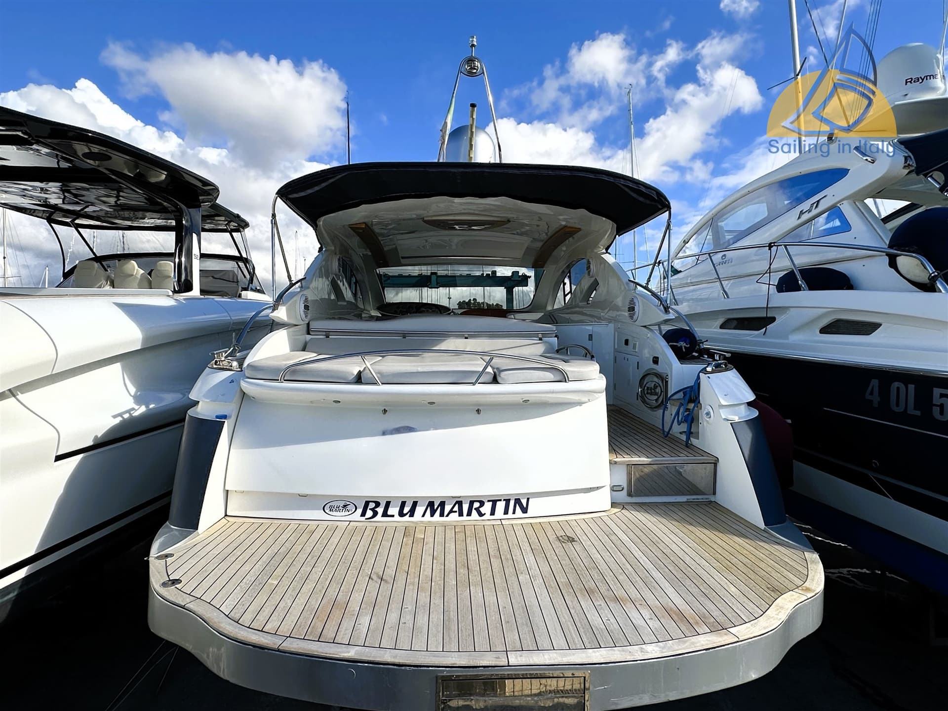 Blu Martin Sun Top 13.90 - Detail View 1 Blu Martin Sun Top 13.90 - Detail View 1