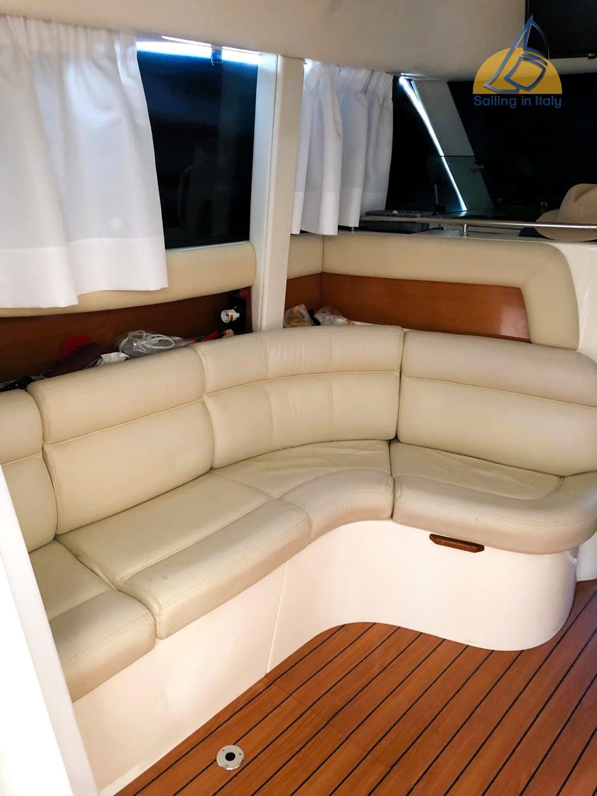 Jeanneau Prestige 32 Fly usato - foto hero 12