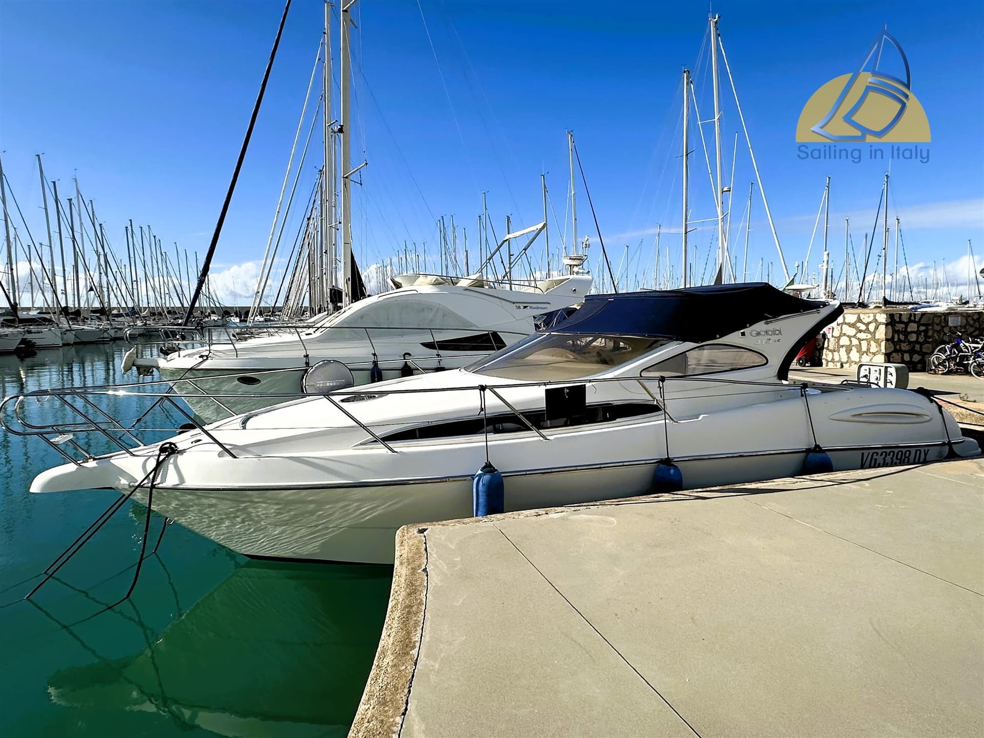 Gobbi 375 Sc - Interior View Gobbi 375 Sc - Interior View