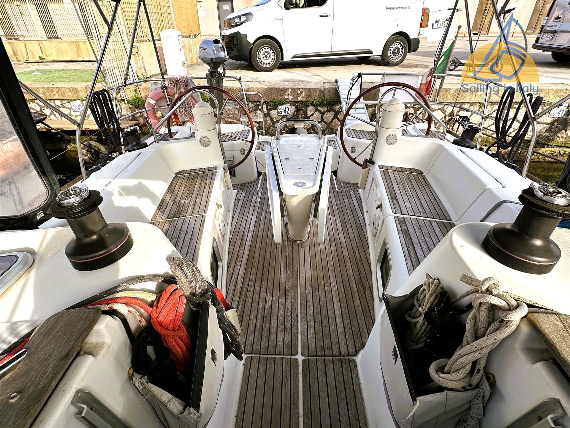 Jeanneau SUN ODYSSEY 42i d'occasion - image hero 9