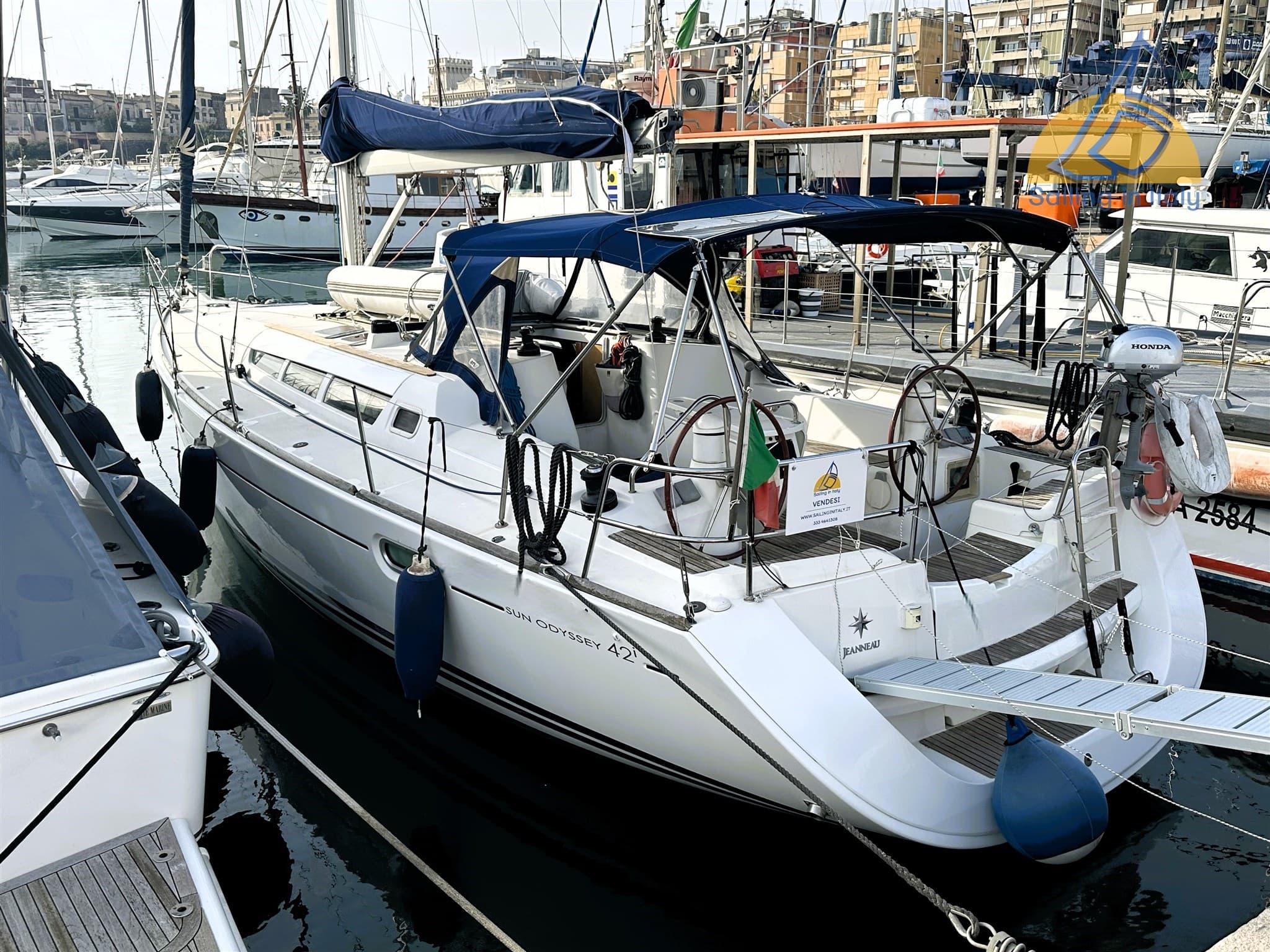 Jeanneau Sun Odyssey 42i - Detail View 1 Jeanneau Sun Odyssey 42i - Detail View 1