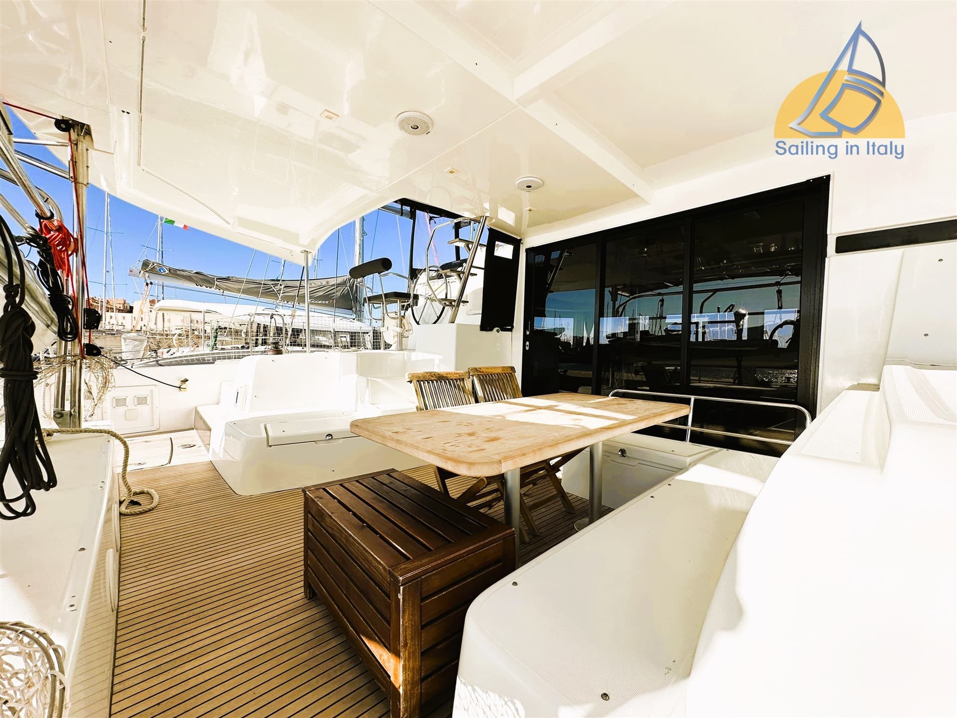 Lagoon 42 d'occasion - image hero 10