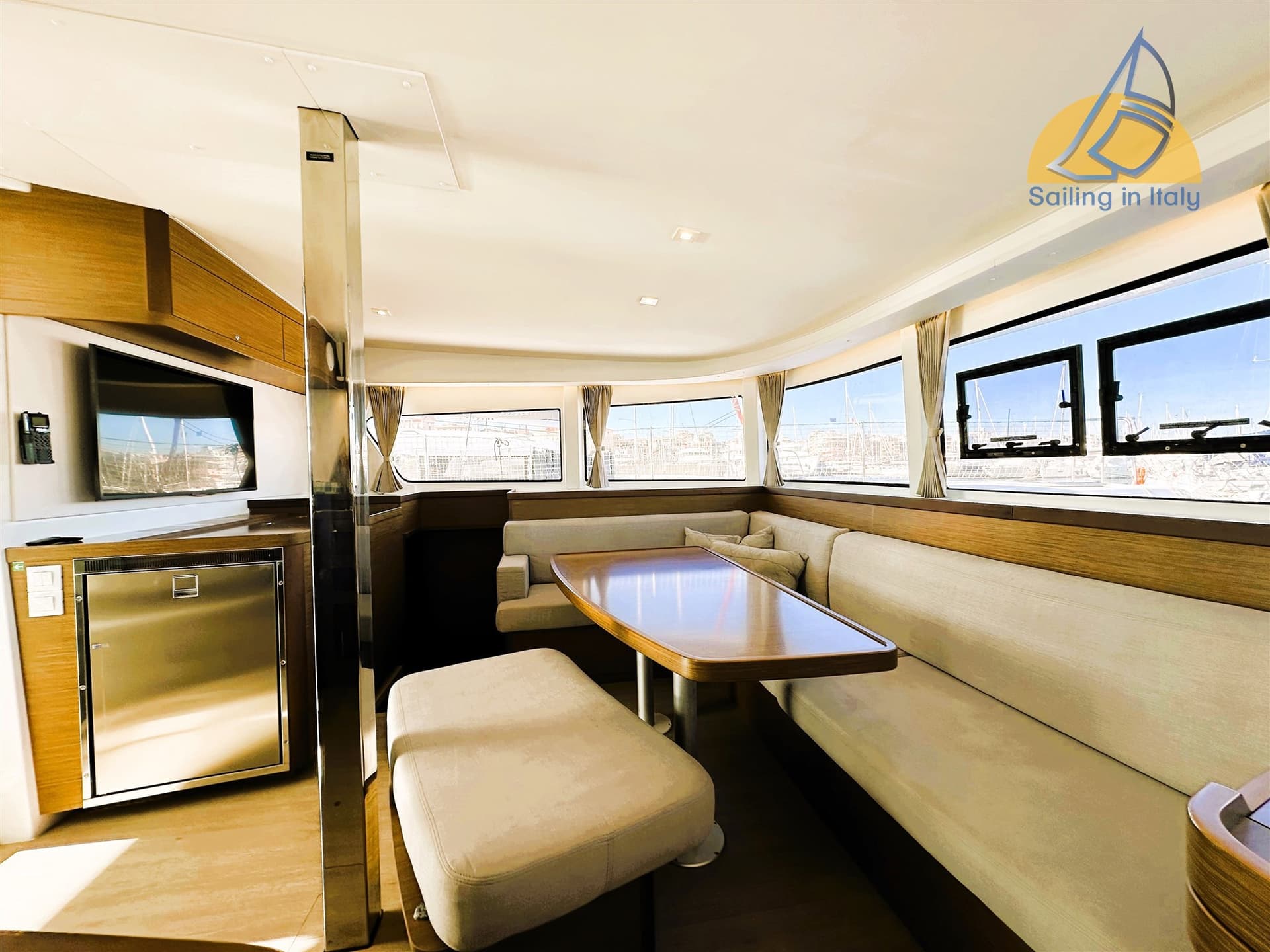 Lagoon 42 d'occasion - image hero 17
