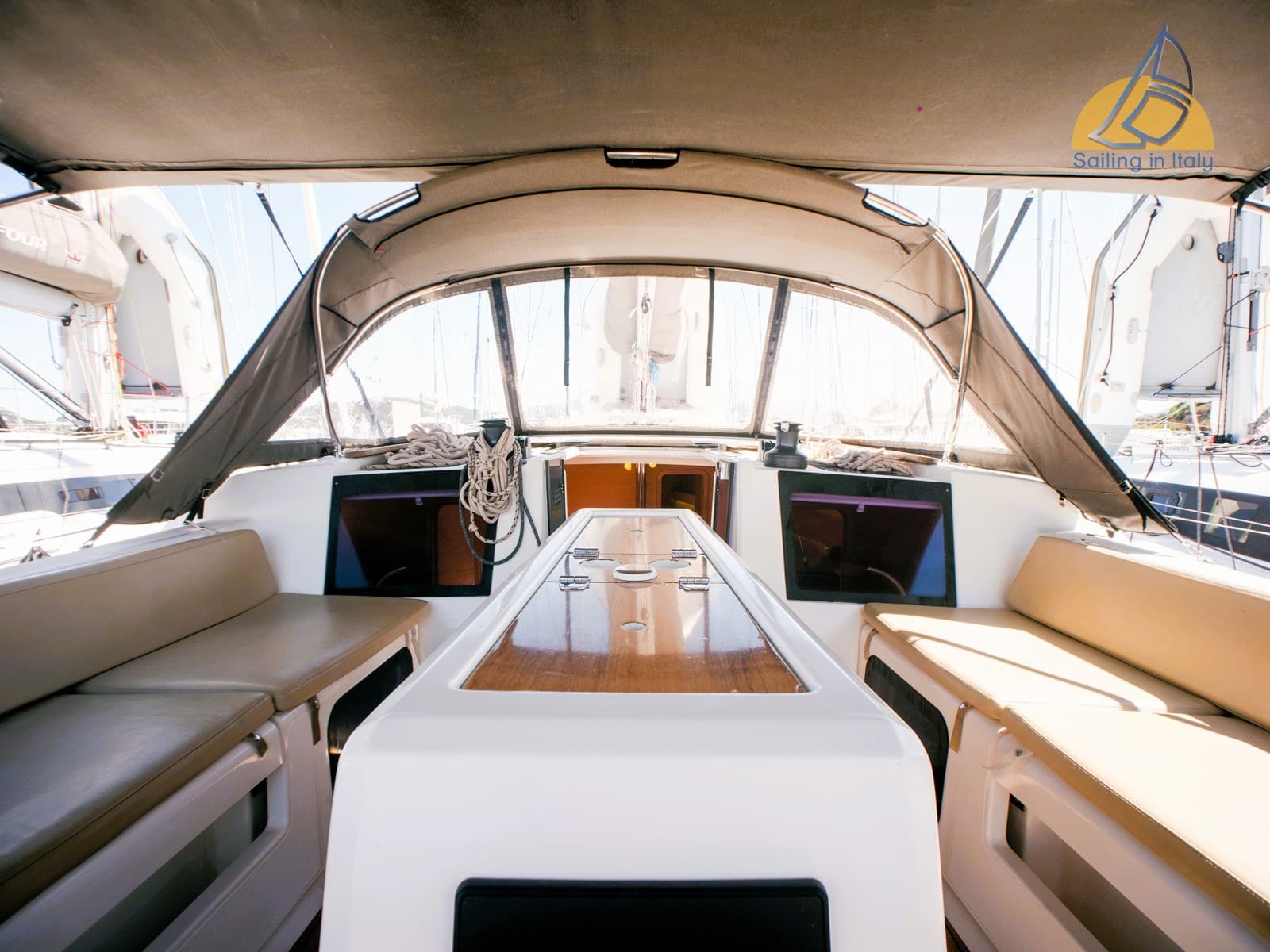 Dufour Yachts 412 Grand Large d'occasion - image hero 5