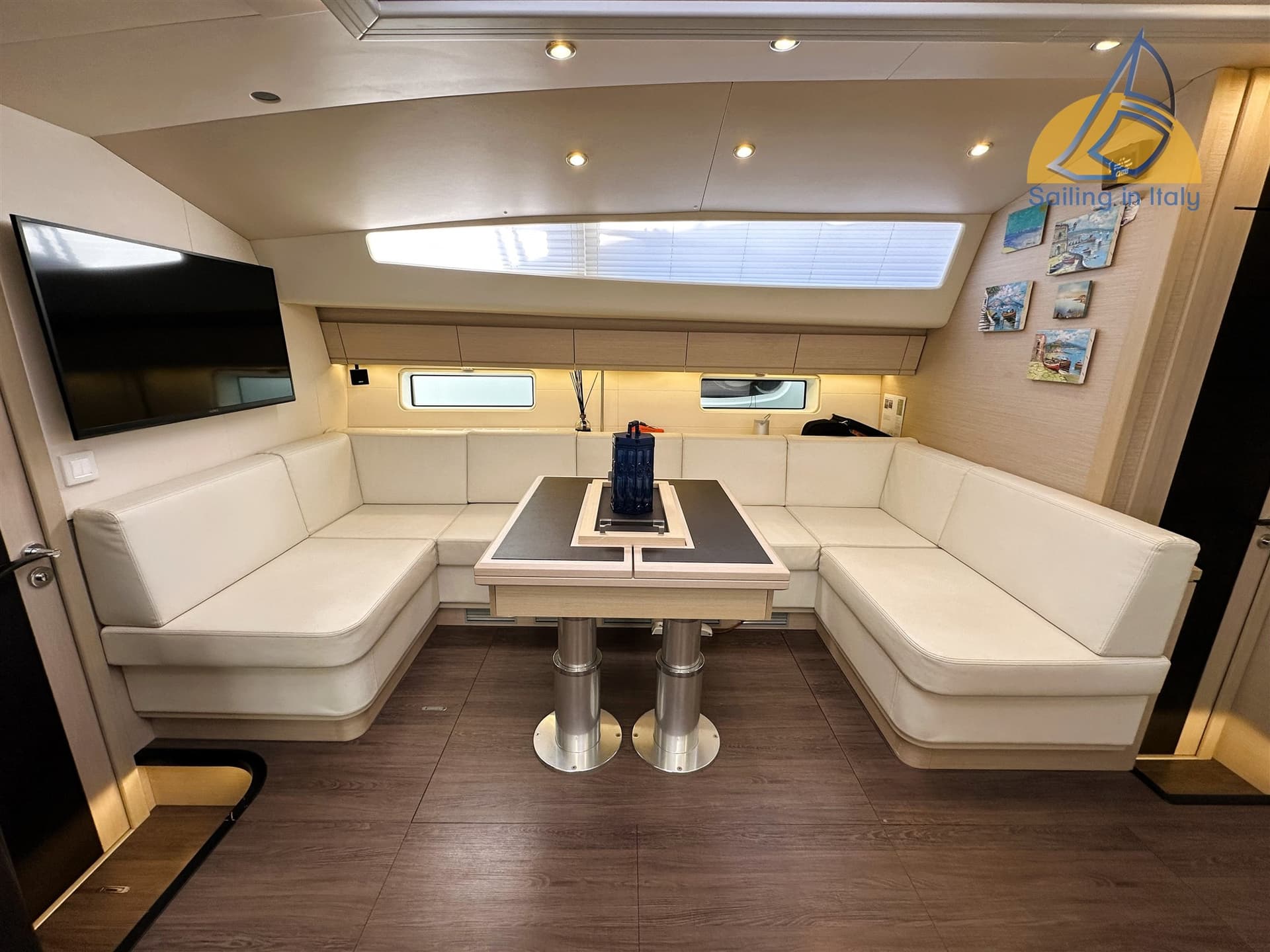 Jeanneau 64 d'occasion - image hero 16