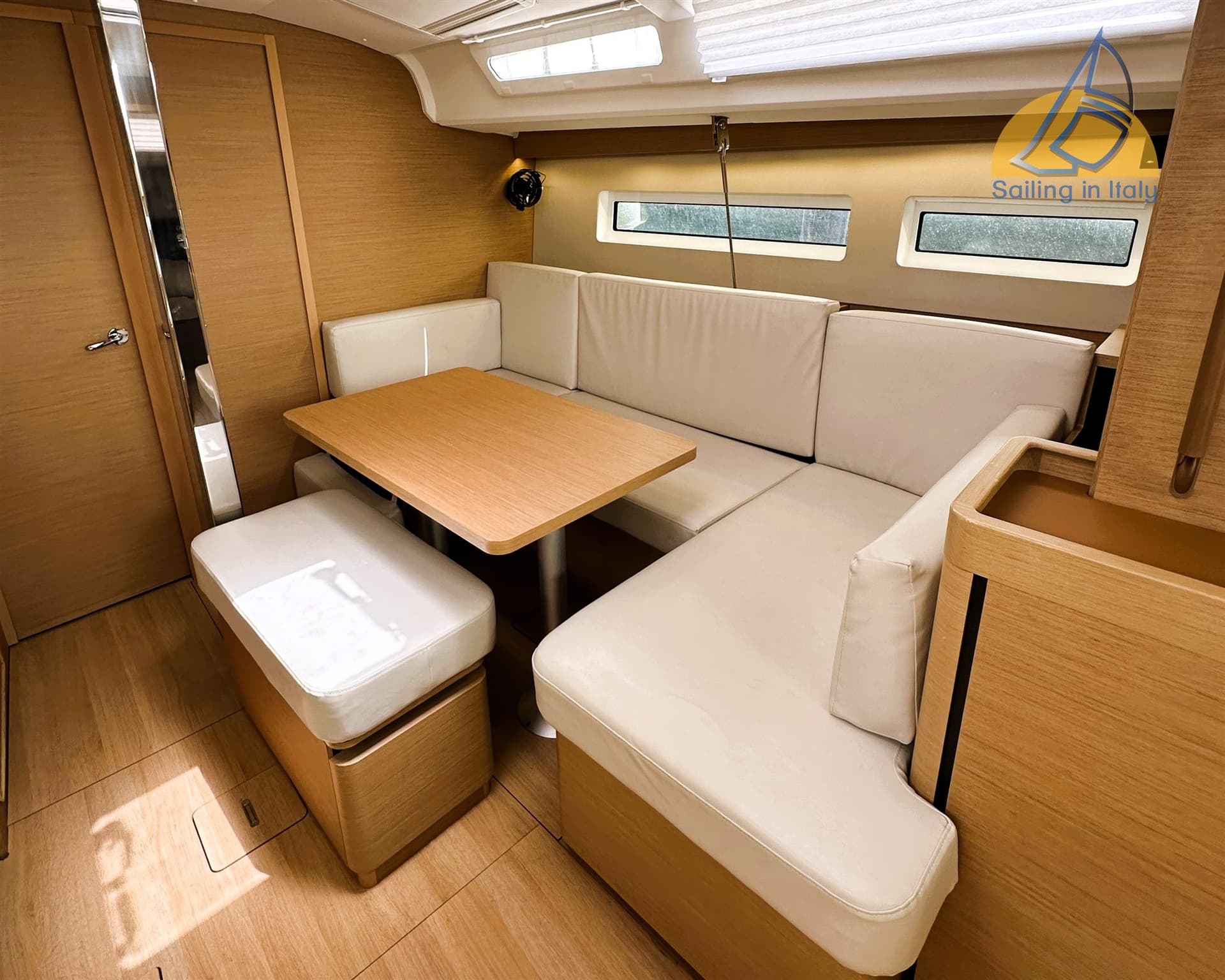 Jeanneau SUN ODYSSEY 440 usato - foto hero 14