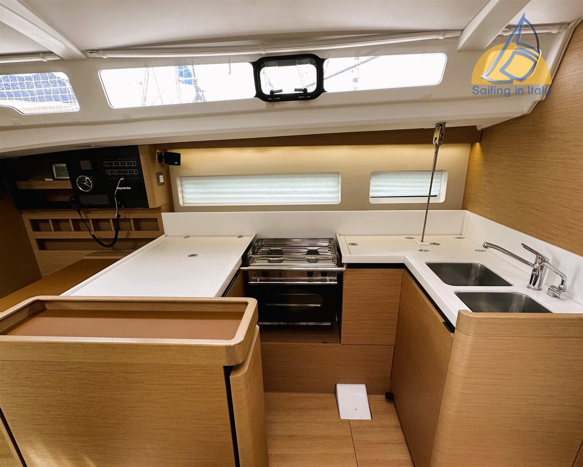 Jeanneau SUN ODYSSEY 440 usato - foto hero 15