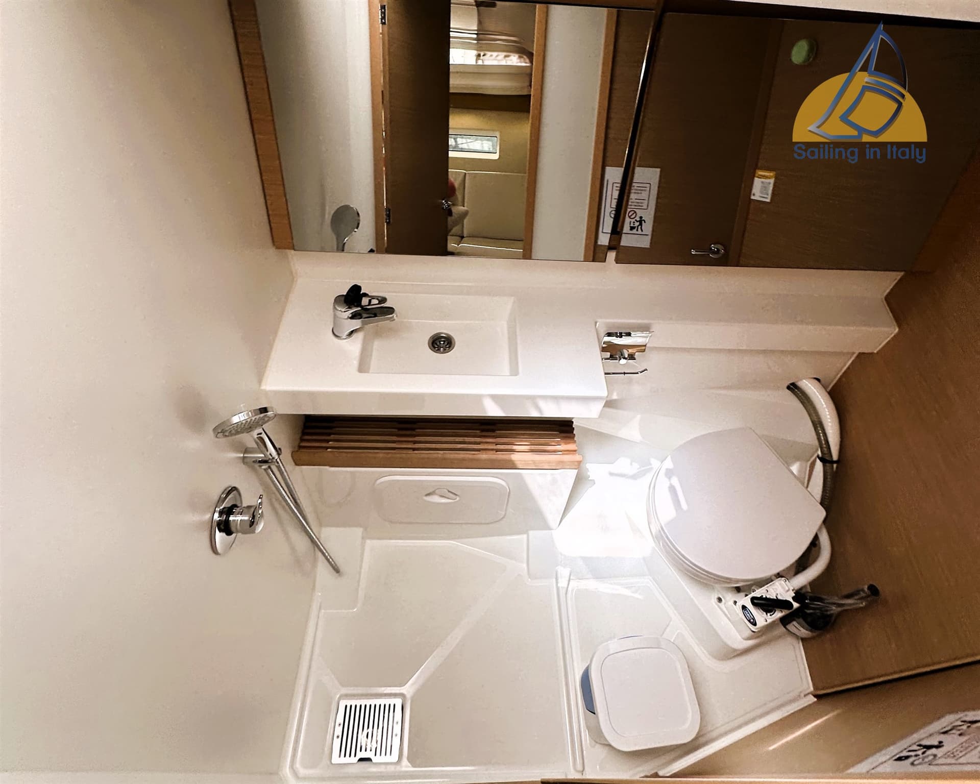 Jeanneau SUN ODYSSEY 440 usato - foto hero 21