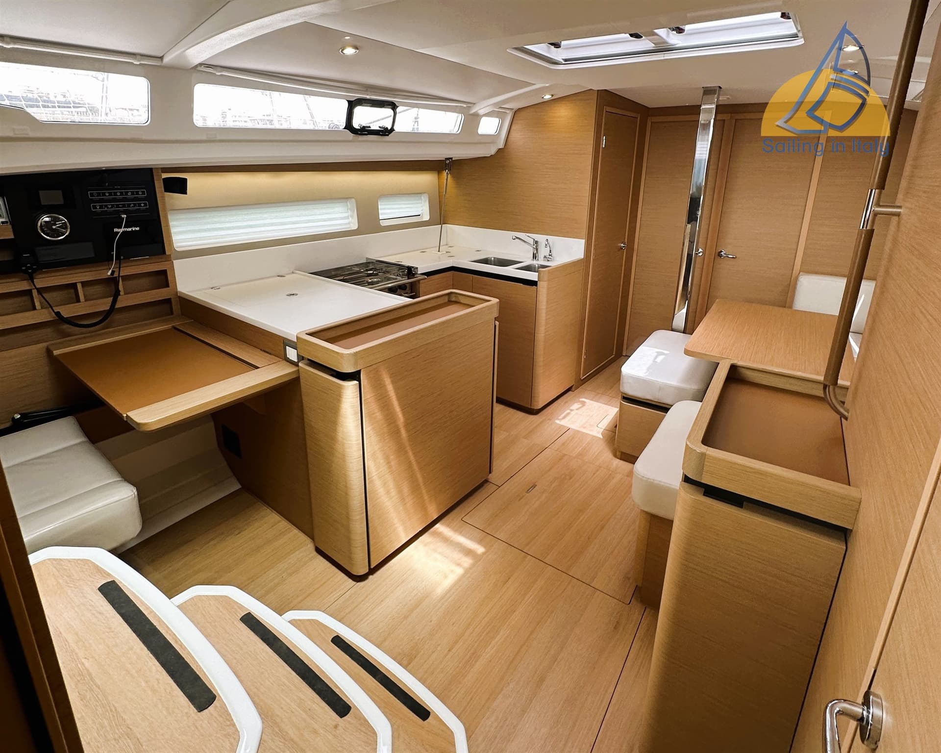 Jeanneau SUN ODYSSEY 440 usato - foto hero 11