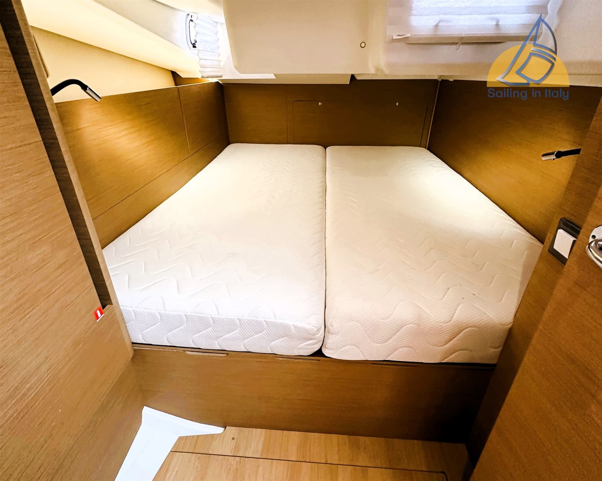 Jeanneau SUN ODYSSEY 440 usato - foto hero 16
