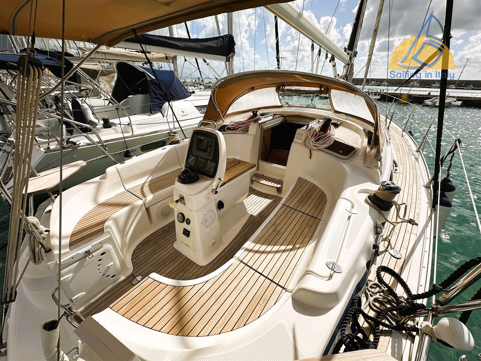 Bavaria 37 Cruiser usato - foto hero 6