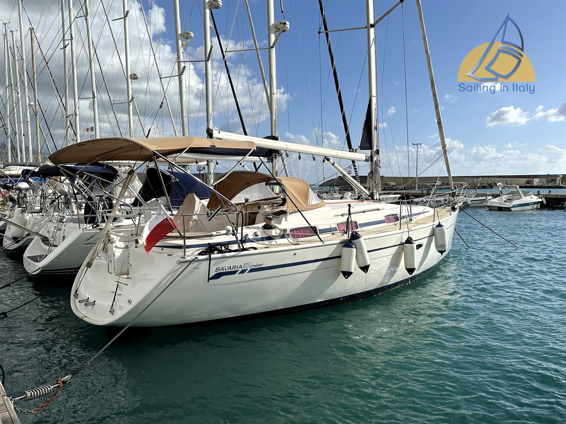 Bavaria 37 Cruiser - Main View Bavaria 37 Cruiser - Main View