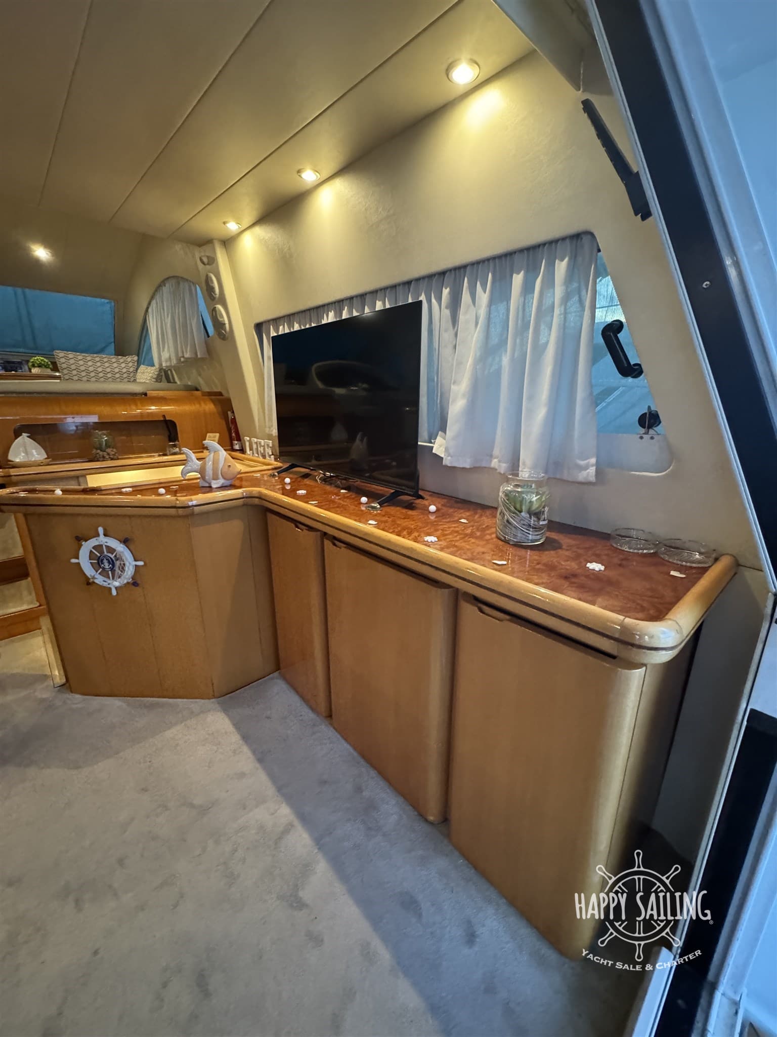 Raffaelli Maestrale 52 - Deck View Raffaelli Maestrale 52 - Deck View