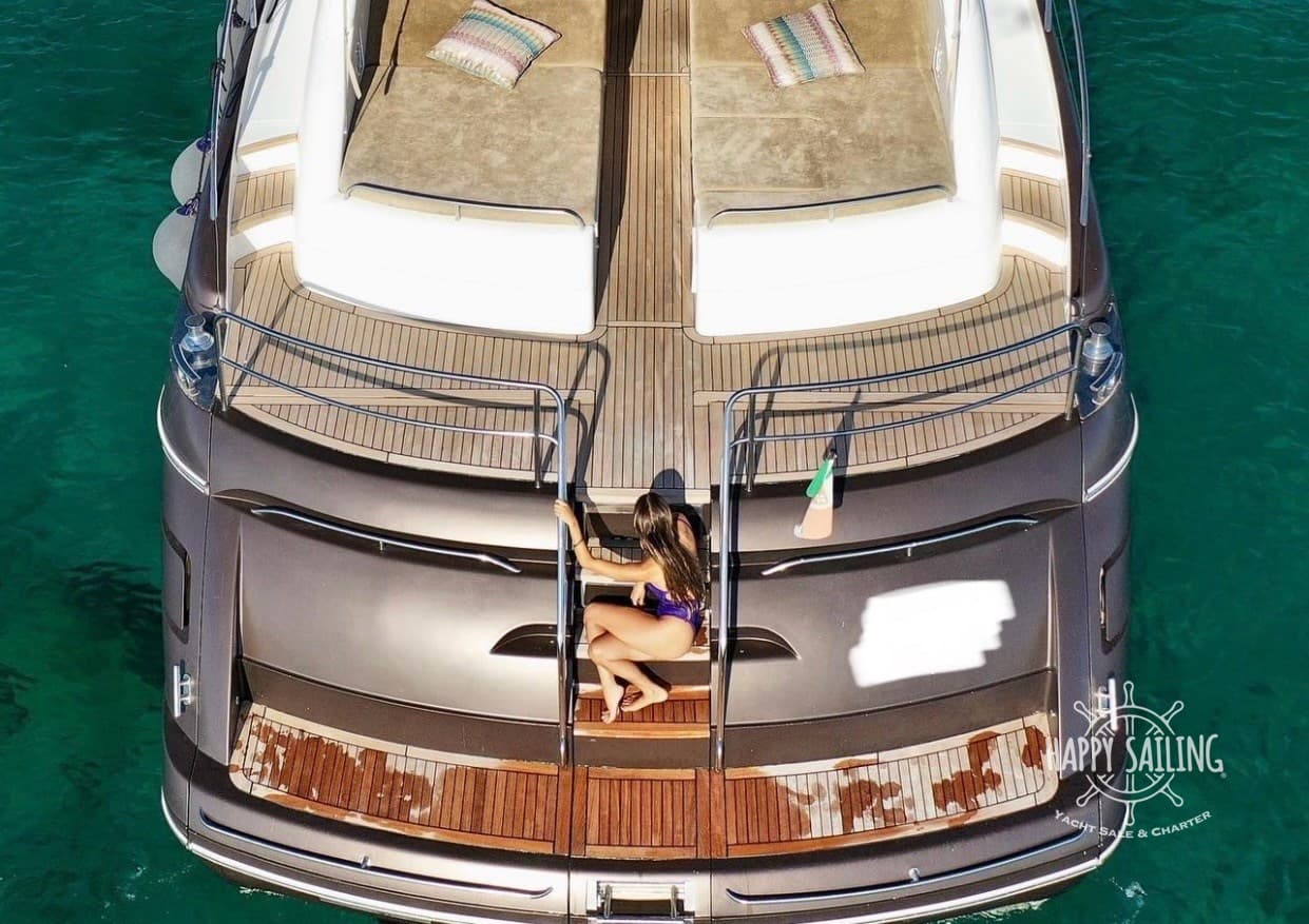 Princess Yachts V 65 Ht usato - dettaglio 3