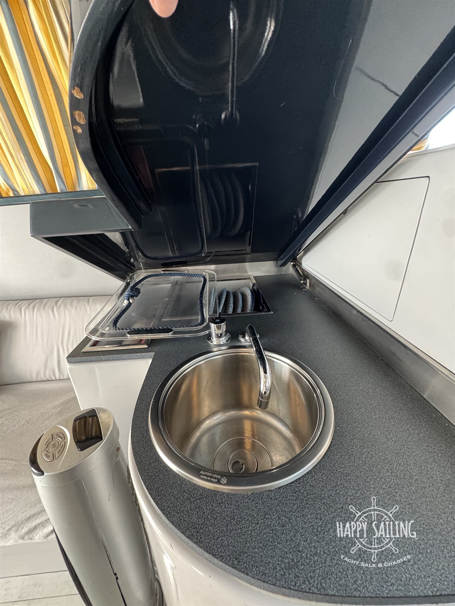 Ferretti Yachts Altura 39 usato - foto hero 11