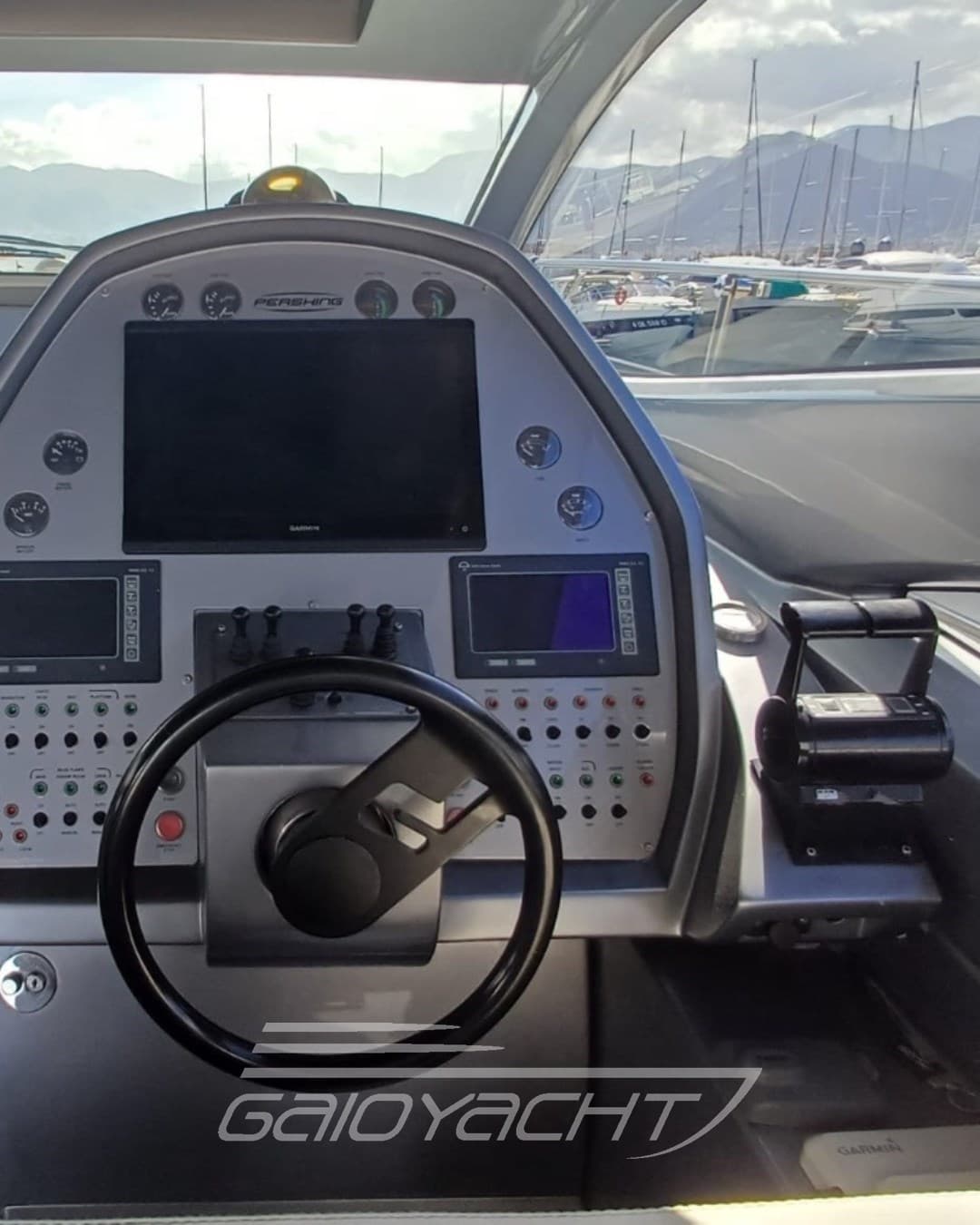 Pershing Pershing 50' used - detail 4