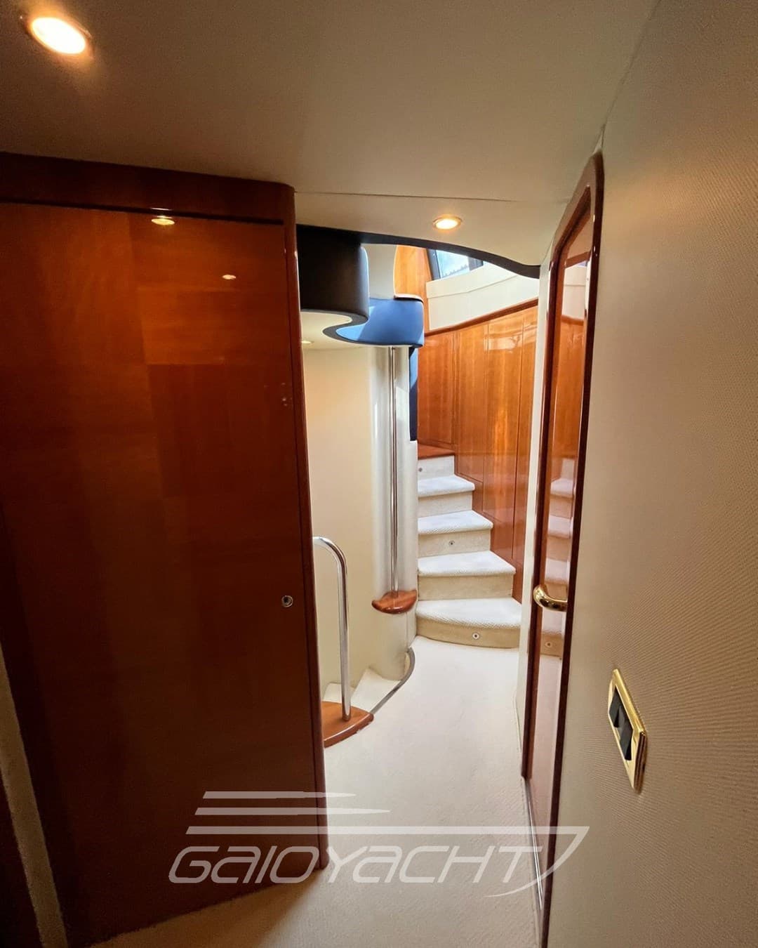 Azimut 62 usato - foto hero 10