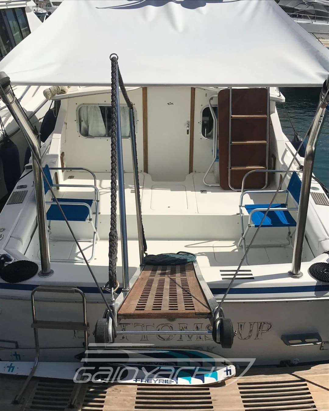 Bertram Yacht 28' Sf usato - dettaglio 2