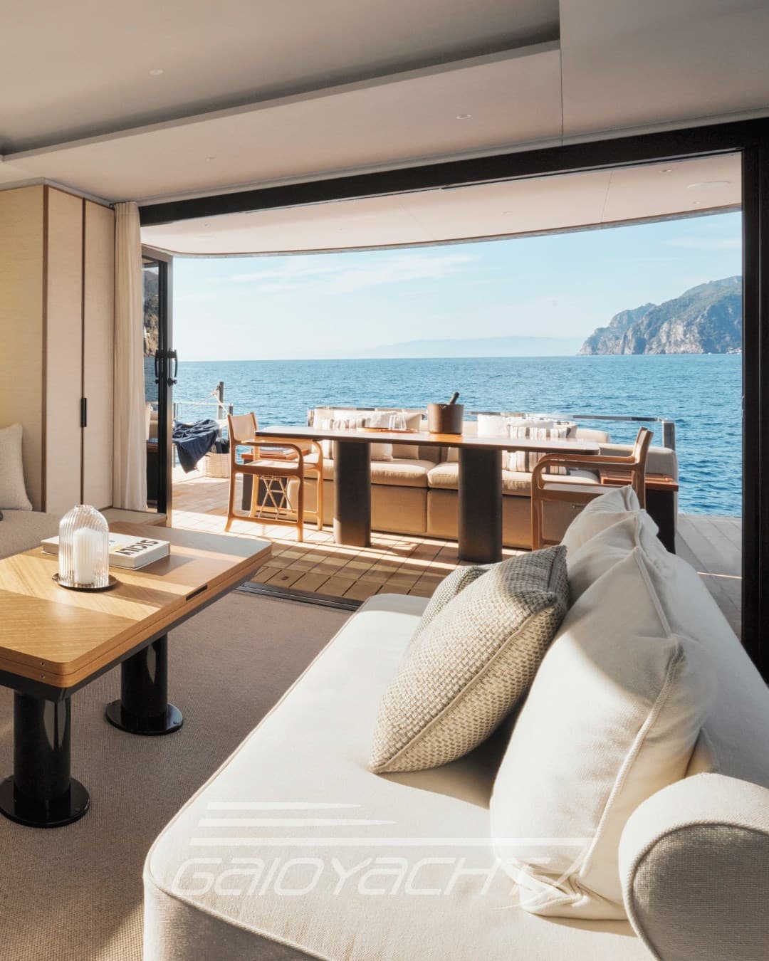 Azimut Seadeck 7 used - detail 3