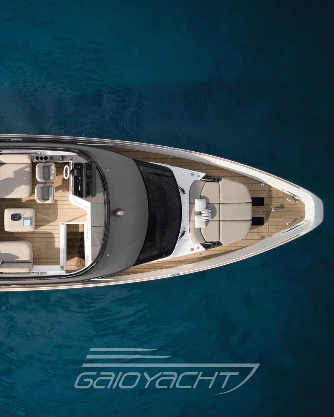 Azimut Seadeck 7 used - detail 2