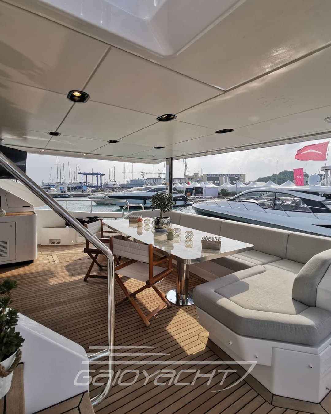 Azimut Grande 27 Metri usato - dettaglio 3