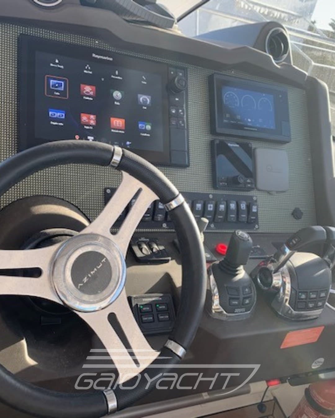 Azimut Atlantis 43 usato - foto hero 10