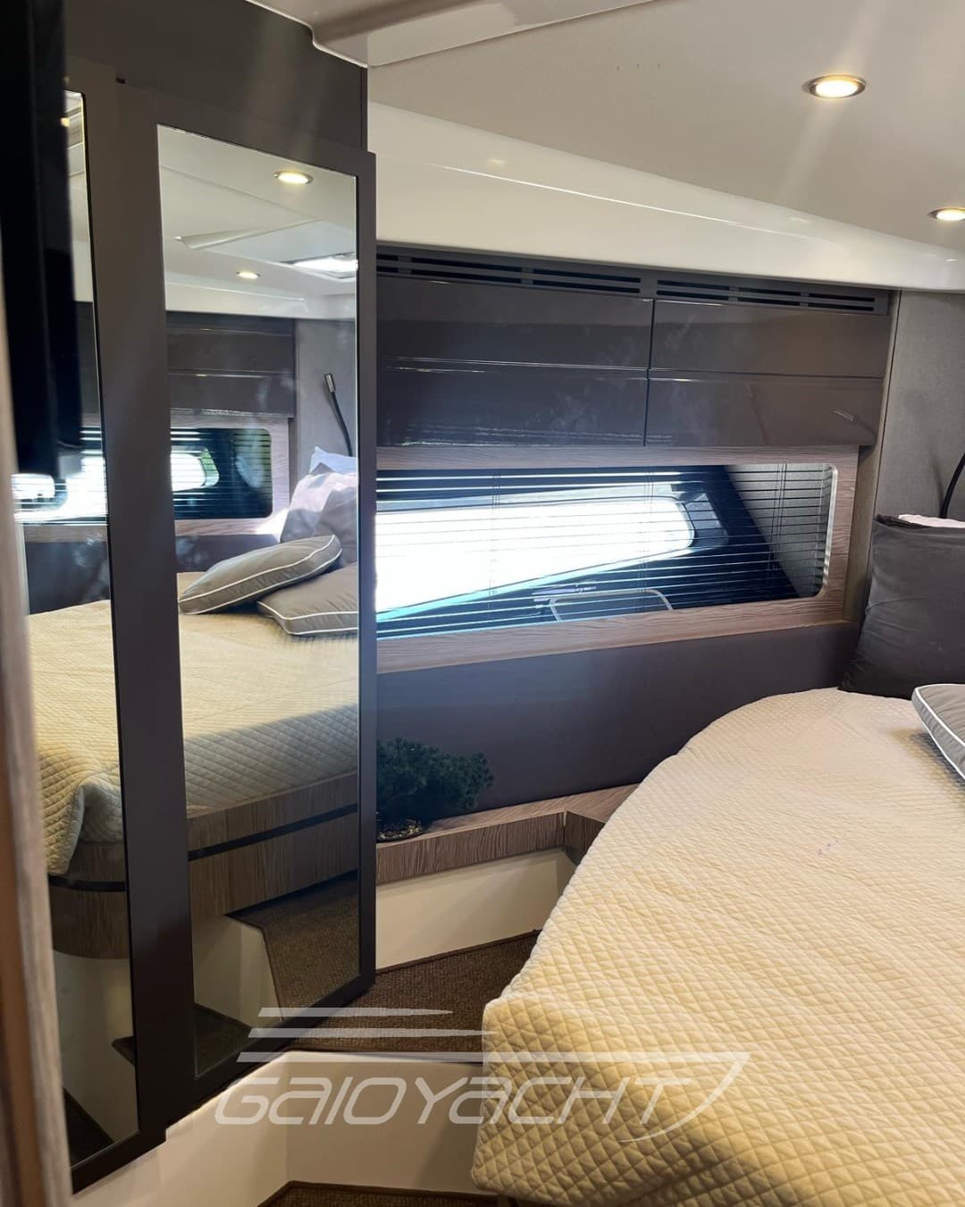 Azimut Atlantis 43 usato - foto hero 19