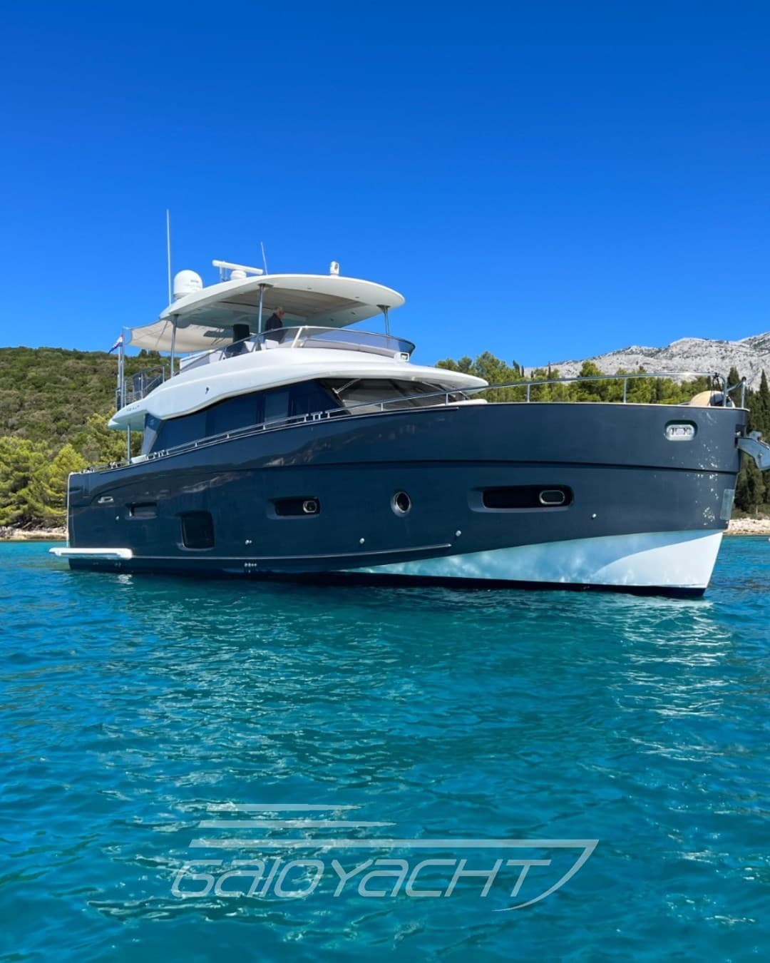 Azimut Magellano 66 usato - dettaglio 1