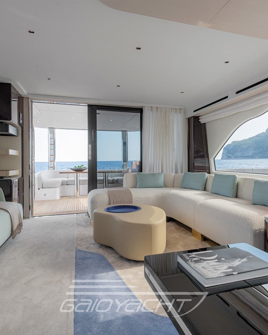 Azimut 78 Flybridge usato - foto hero 12