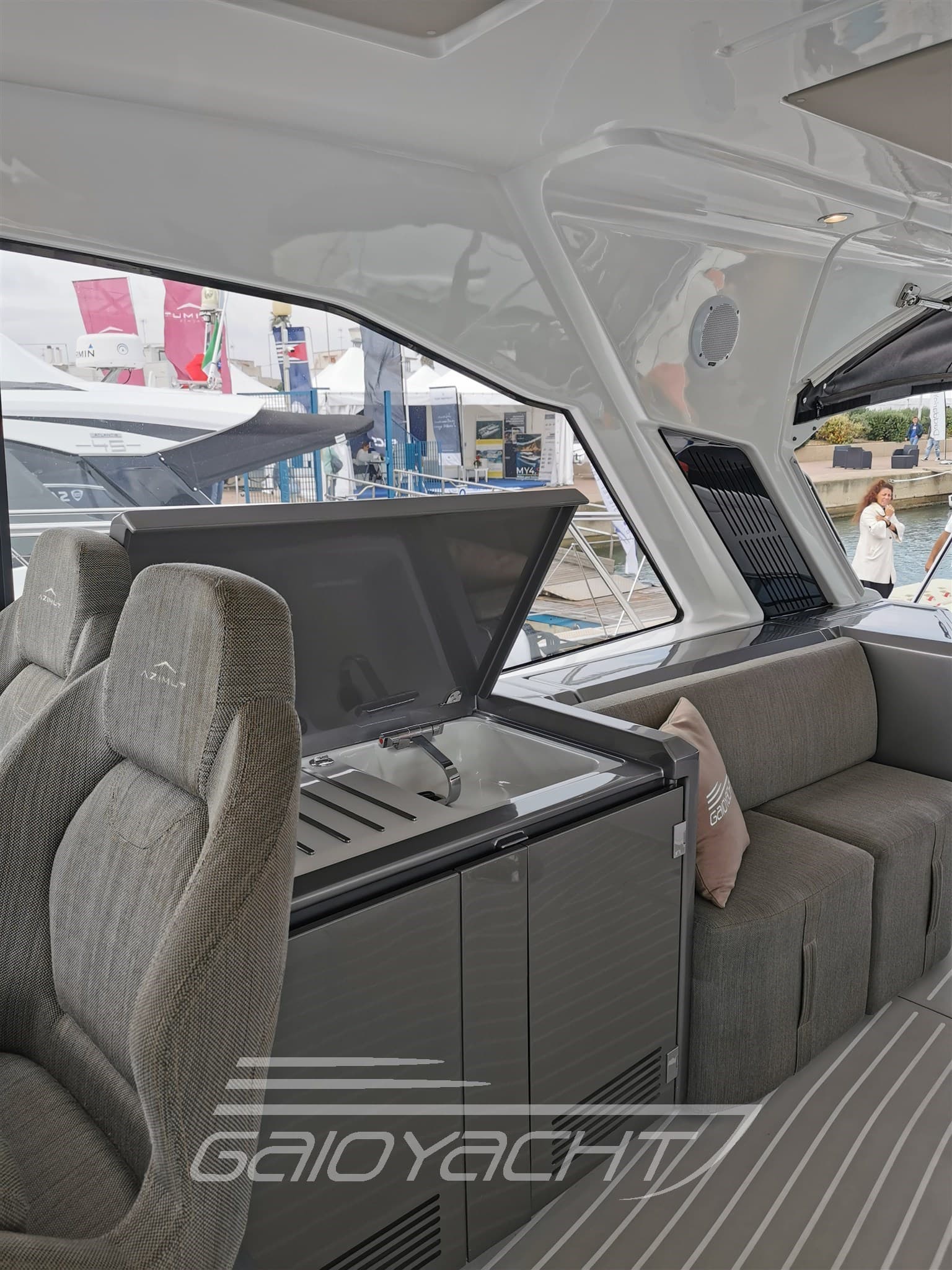 Azimut Atlantis 51 used - detail 3