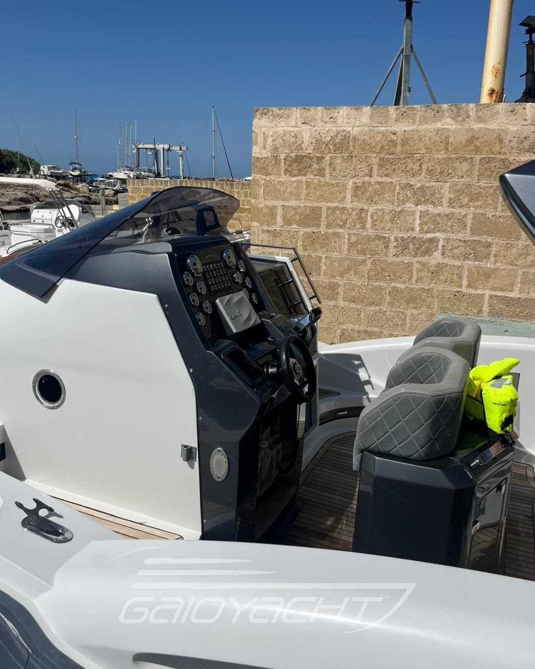 Phyton C 33 used - detail 4