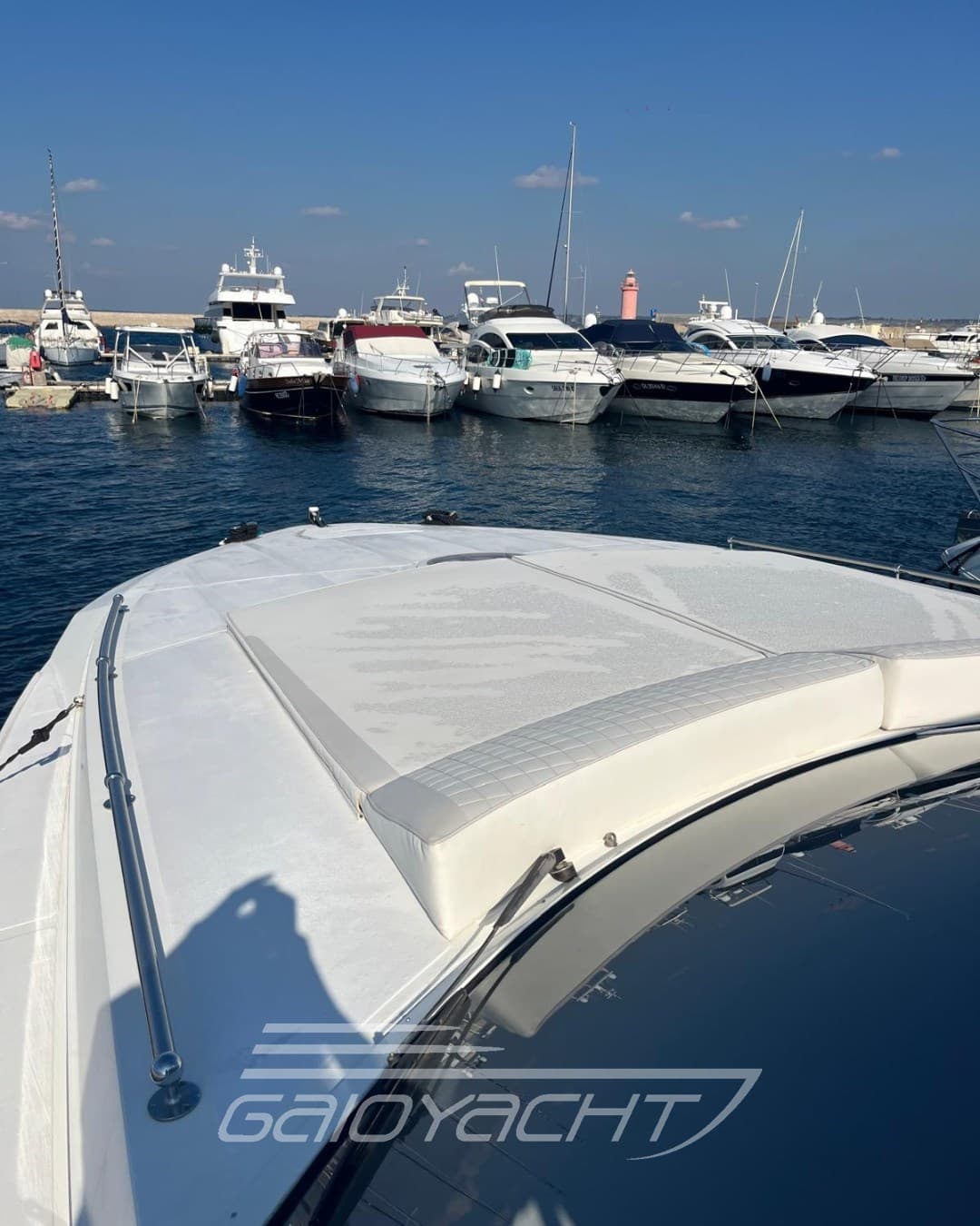 Pershing Pershing 45 - Deck View Pershing Pershing 45 - Deck View