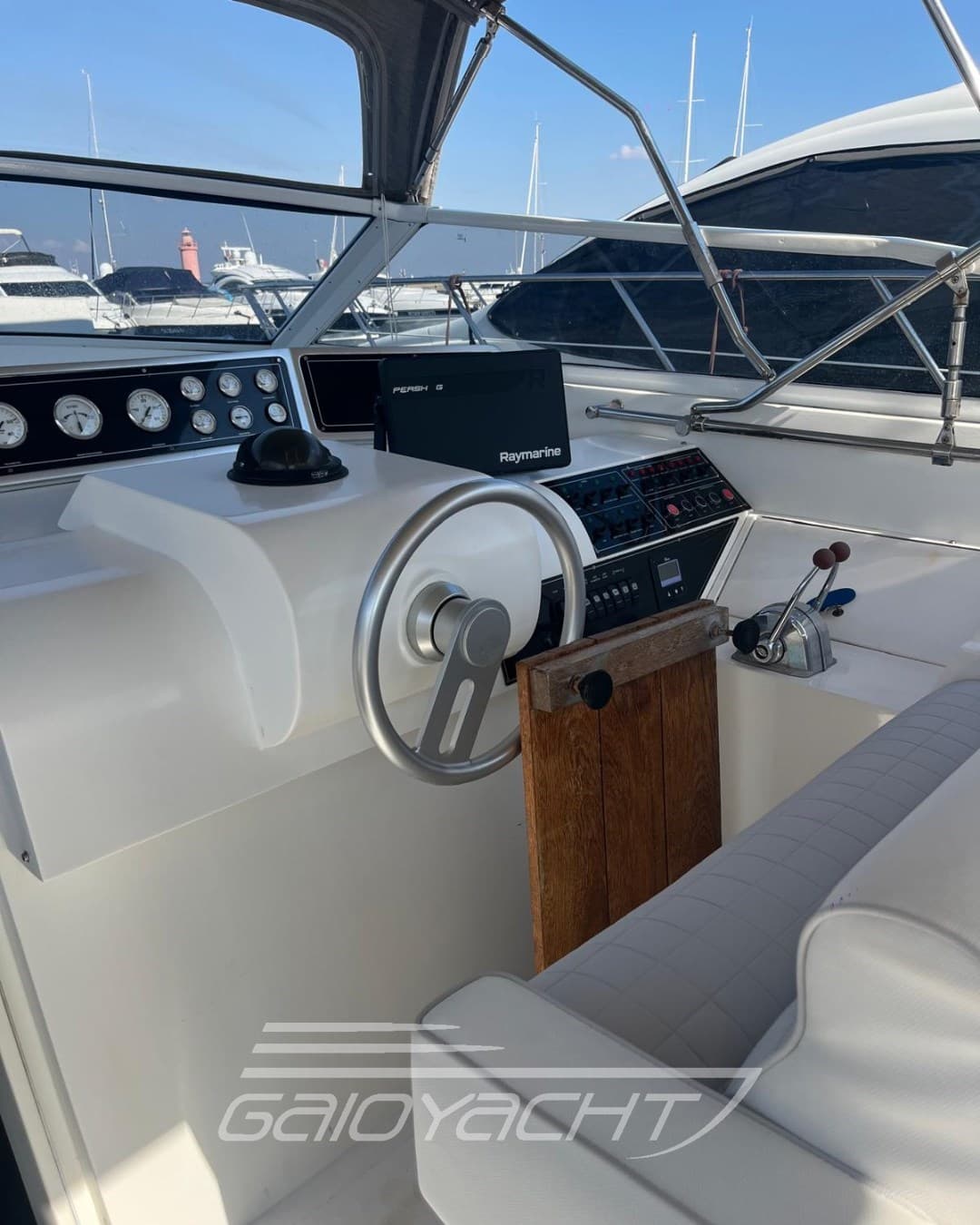 Pershing Pershing 45 usato - foto hero 12