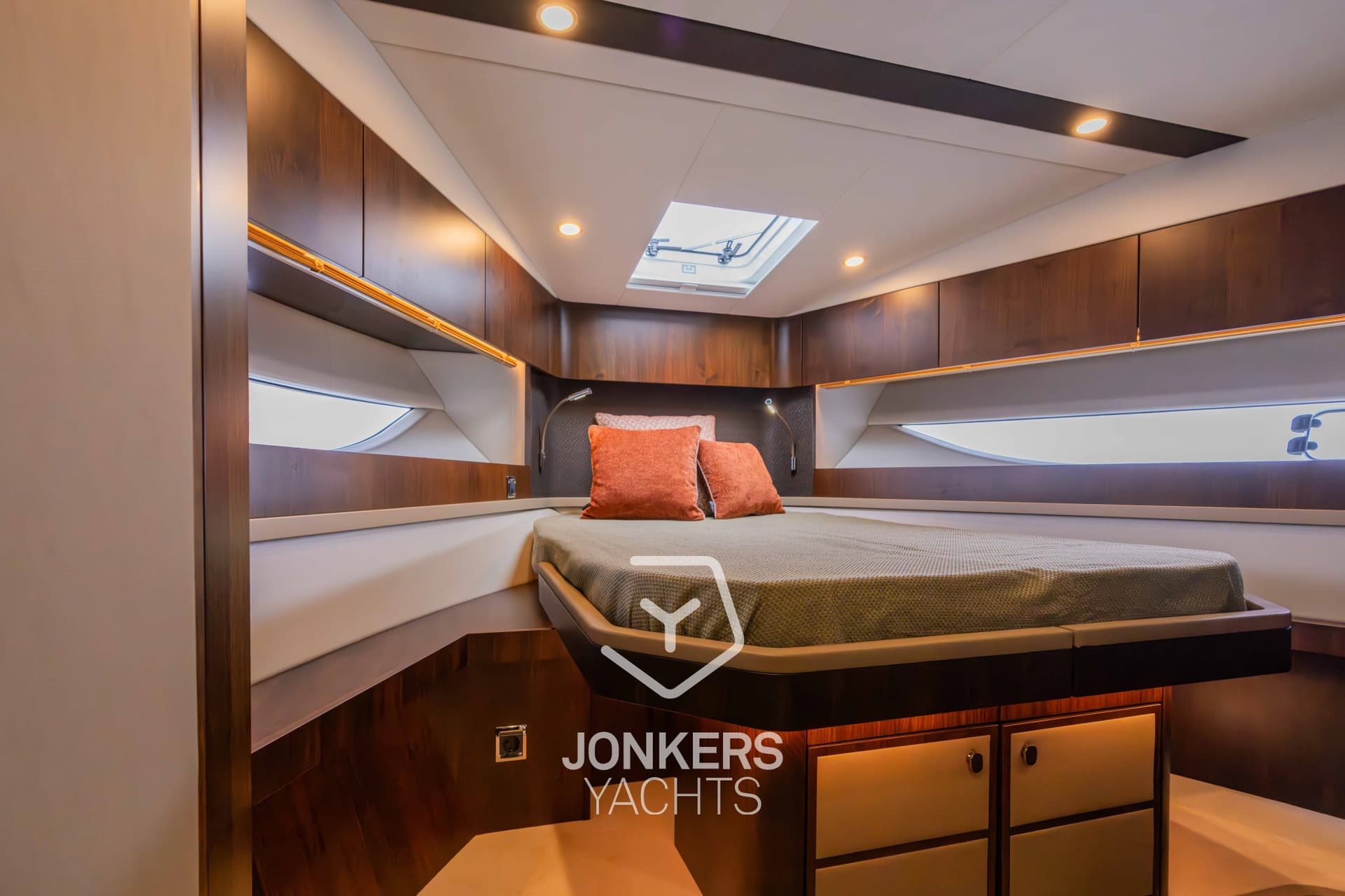 Fairline Targa 45 Open used - hero image 94
