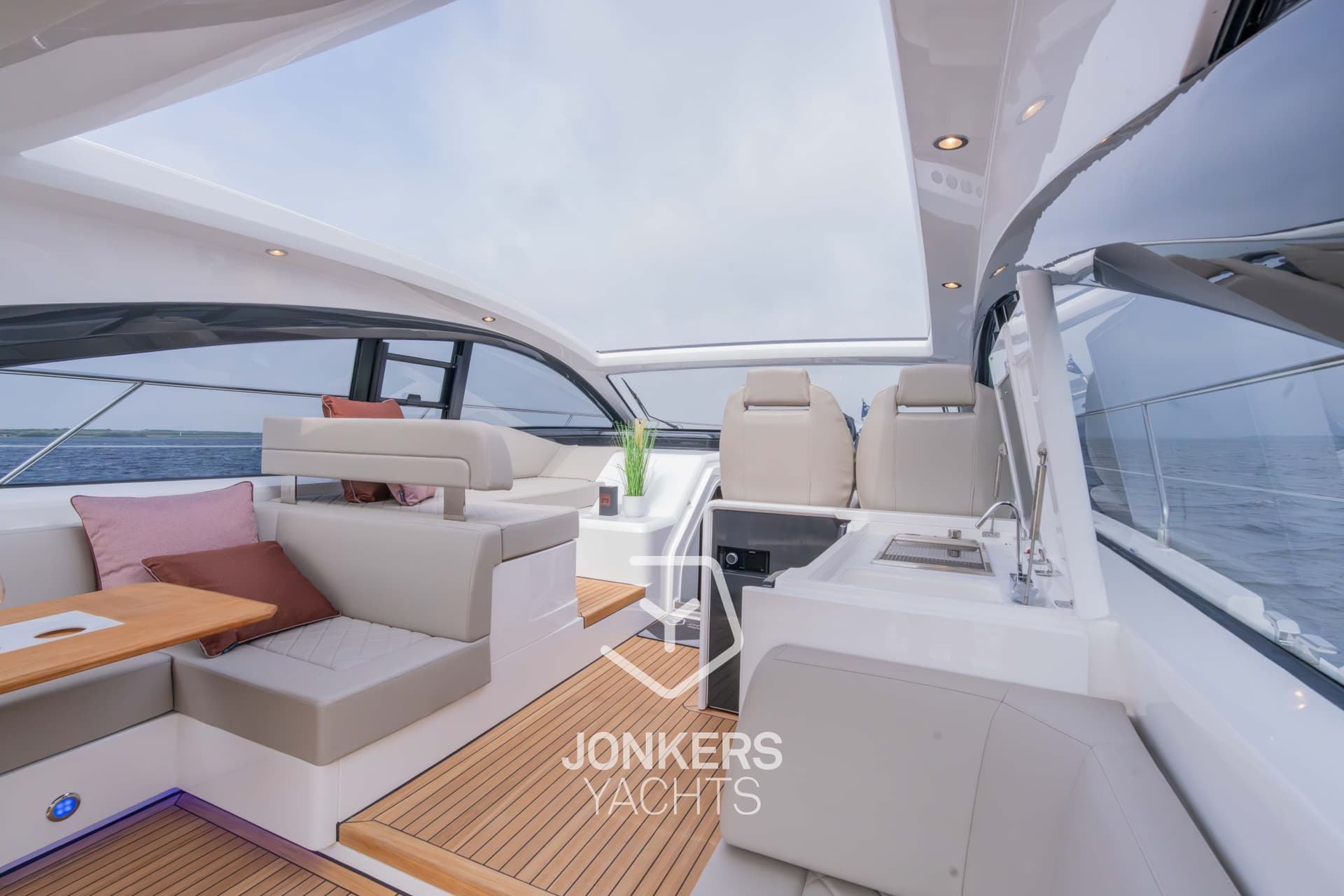 Fairline Targa 45 Open used - hero image 66